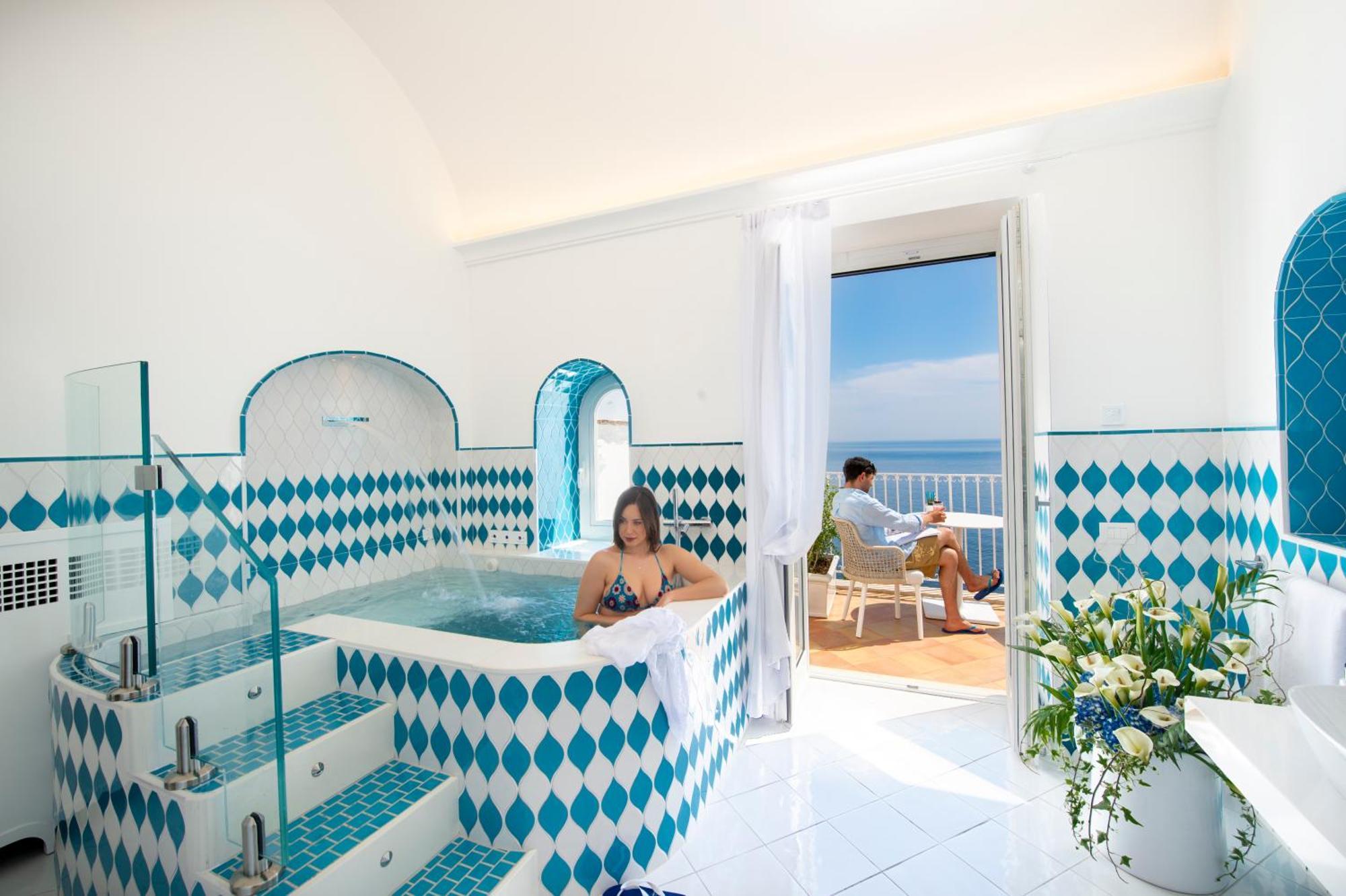 Villa Francesco Luxury Suites Positano Exterior photo