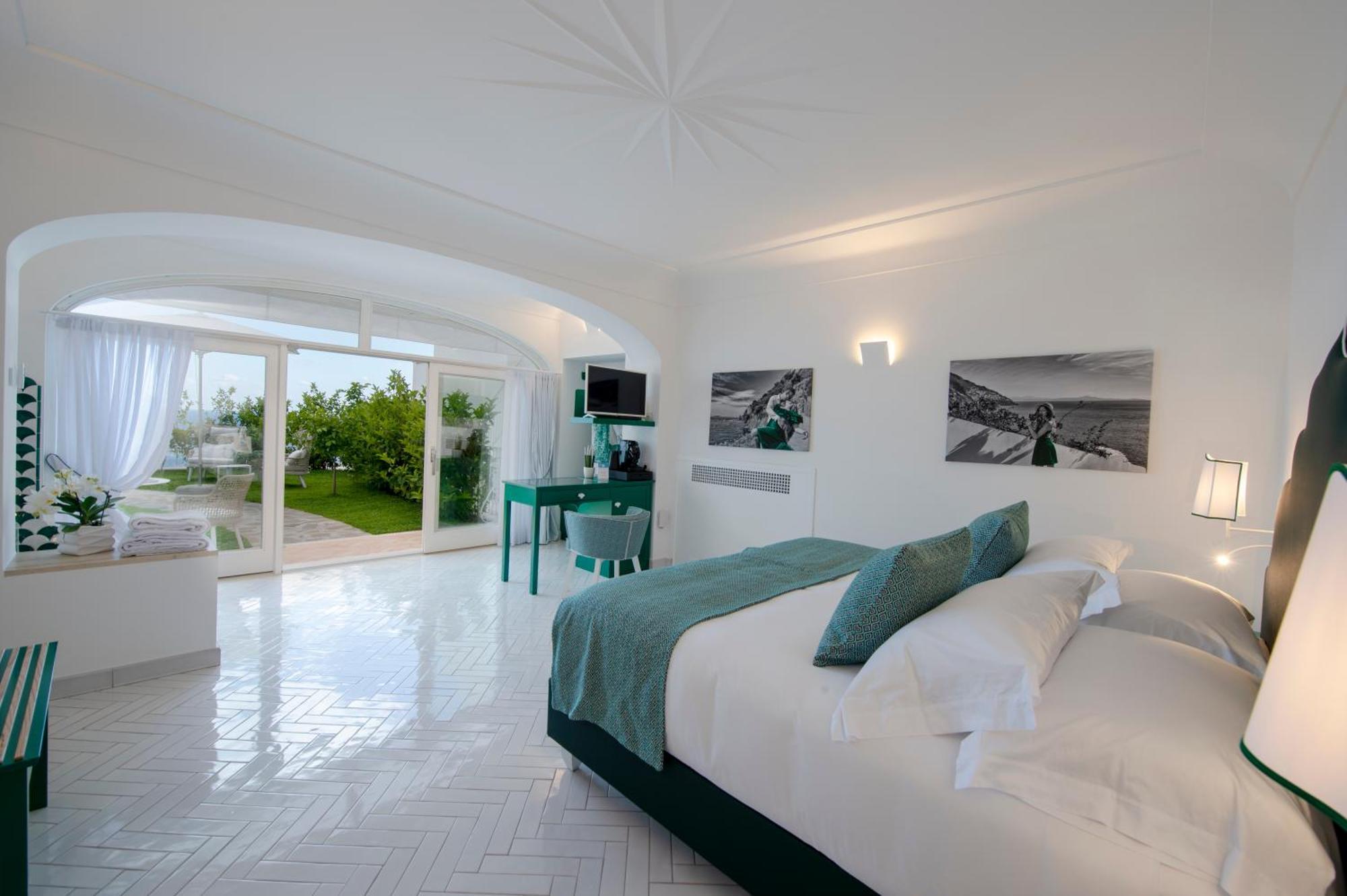 Villa Francesco Luxury Suites Positano Exterior photo