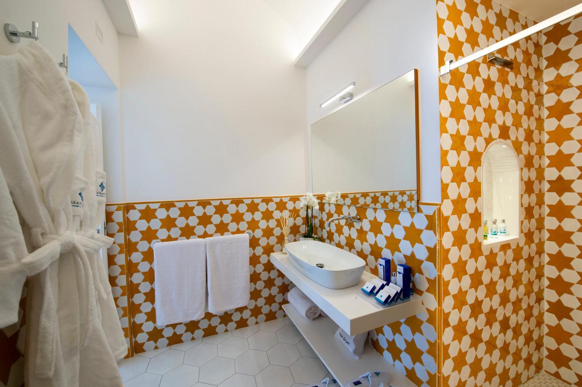 Villa Francesco Luxury Suites Positano Exterior photo
